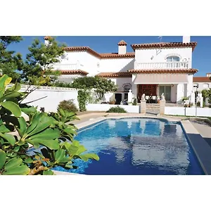 Preciosa Casa Con Piscina Al Lado De La Playa Сasa de vacaciones